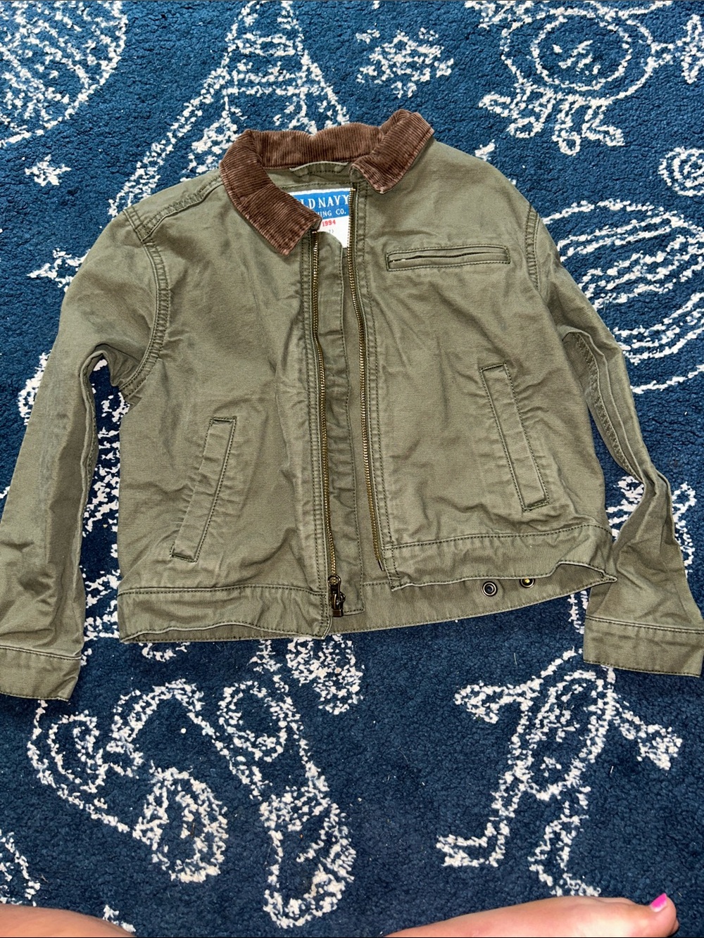 Old Navy boys barn jacket. Size small.